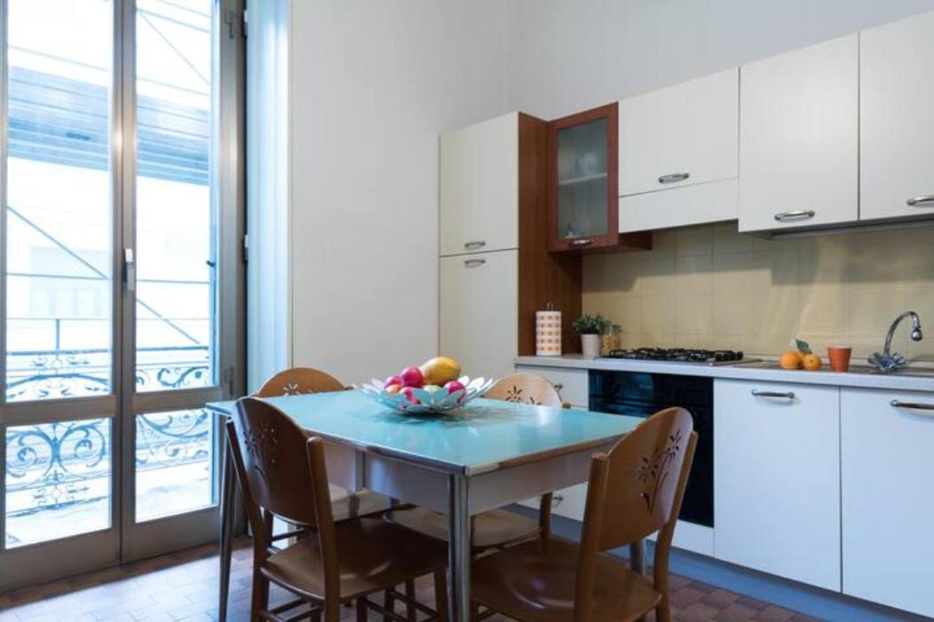 Stazione Centrale Vintage Apartment Мілан Екстер'єр фото