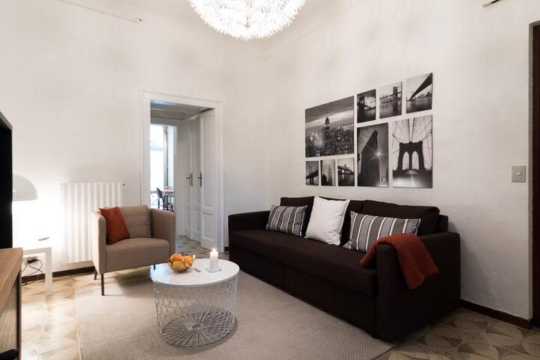 Stazione Centrale Vintage Apartment Мілан Екстер'єр фото